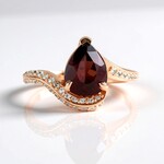 Anello in argento con Zircone Rosa (Adela Silber)