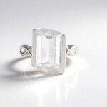 Anello in argento con Quarzo Bianco
