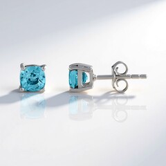 Orecchini in argento con Zircone Ratanakiri (Adela Silber)
