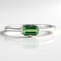 Anello in argento con Tormalina Verde di Benedito