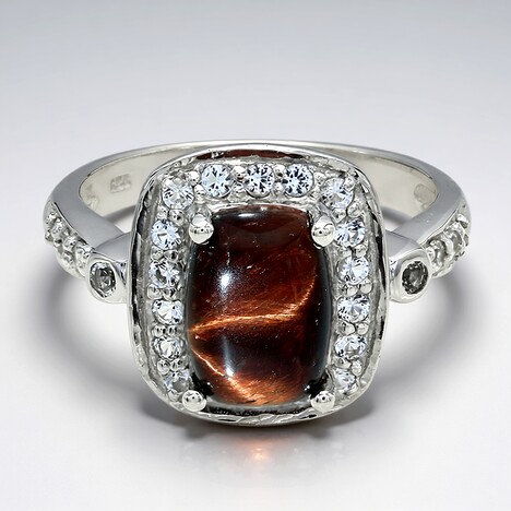 Anello in argento con Occhio di Tigre Rosso
