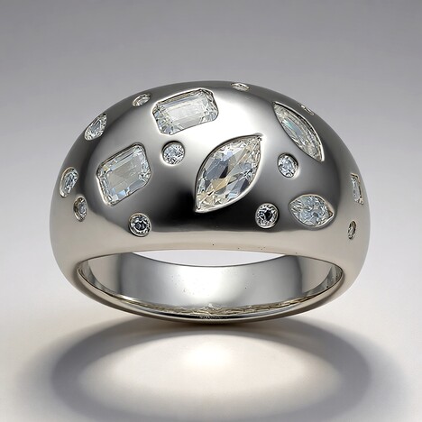 Anello in argento con Topazio Bianco (Adela Silber)