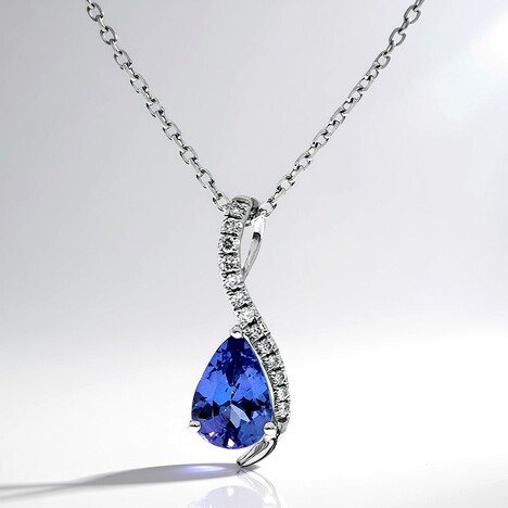Collana in oro con Tanzanite AAA