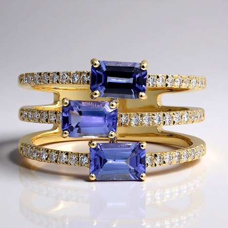 Anello in oro con Tanzanite AAA (CIRARI)
