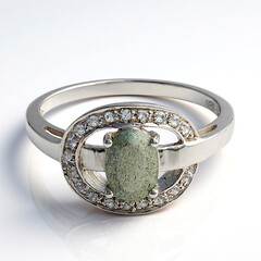 Anello in argento con Labradorite