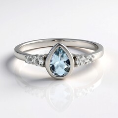 Zilveren ring met een Braziliaanse Aquamarijn