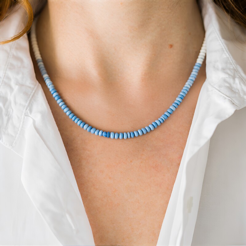 Collier en argent et Opale bleue
