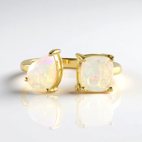 Anello in argento con Opale di Welo (Adela Silber)