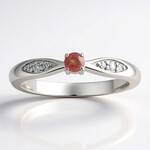 Anello in argento con Pezzottaite