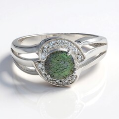 Anello in argento con Spectrolite