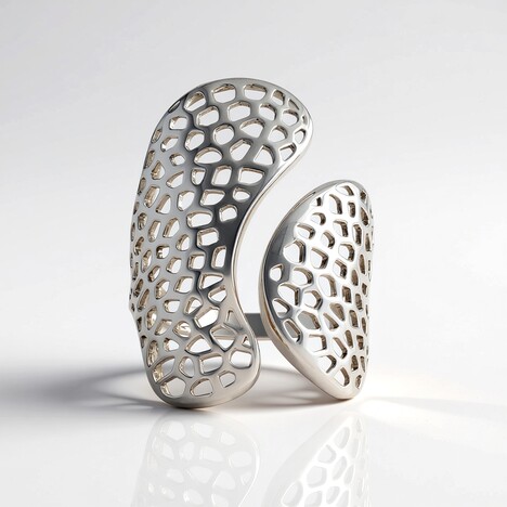 Anello in argento (Ornaments by de Melo)
