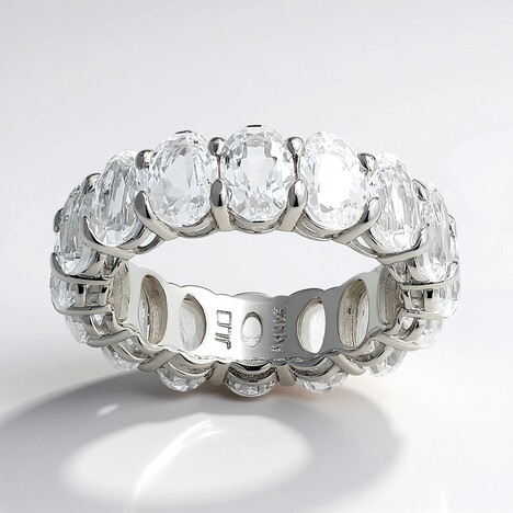 Anello in argento con Topazio Bianco