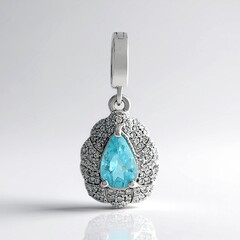 Ciondolo in argento con Apatite Blu
