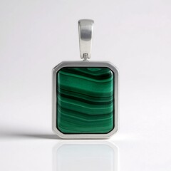 Ciondolo in argento con Malachite (Adela Silber)