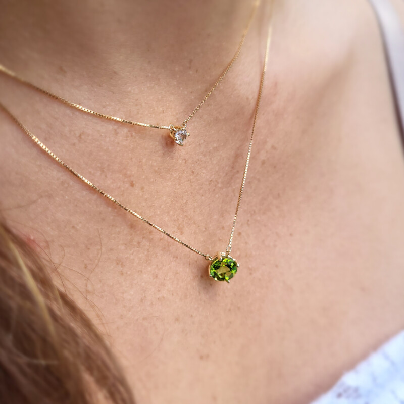 Collar en oro con Peridoto (de Melo Gold)