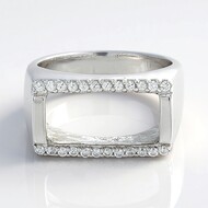 Anillo en plata con Zircón