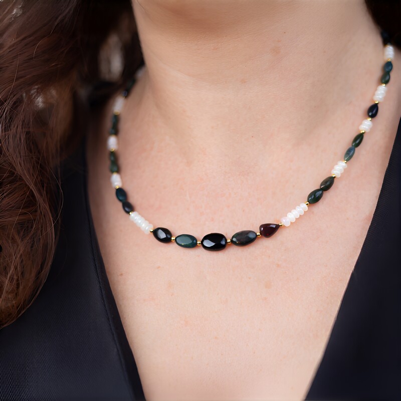 Collana in argento con Opale Mezezo