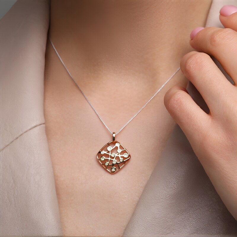 Colgante en oro con Diamante rosa de Francia de Argyle SI1 (Annette)