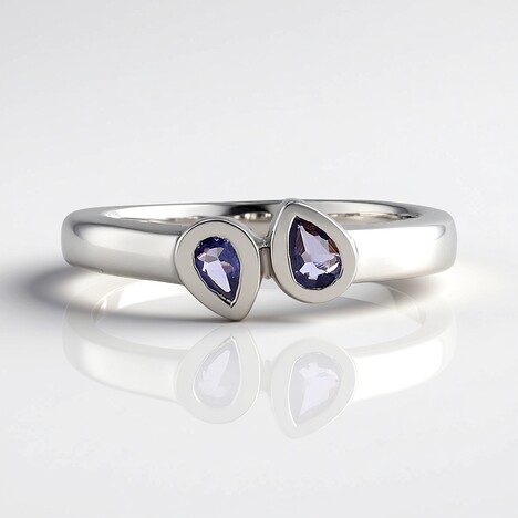 Anello in argento con Tanzanite