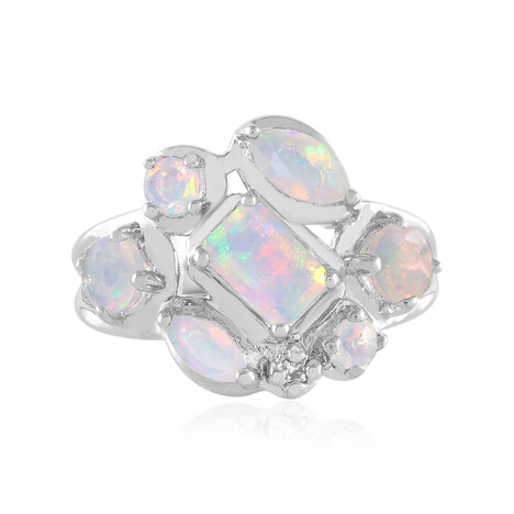 Anillo en plata con Ópalo de Welo