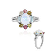 Anello in argento con Opale di Welo