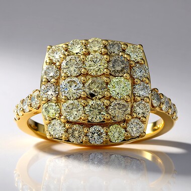 Anello in oro con Diamante Fancy SI2 (CIRARI)