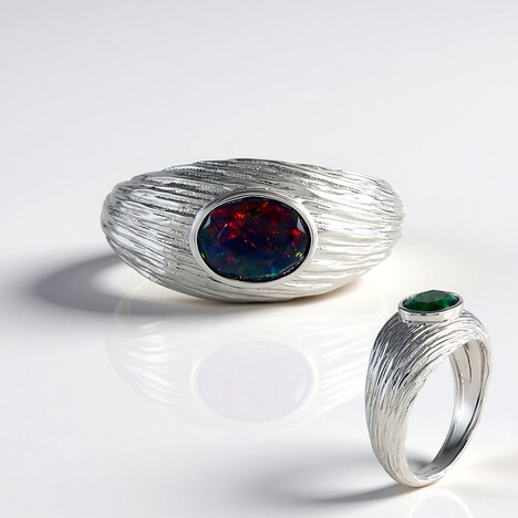 Anello in argento con Opale Mezezo (SAELOCANA)