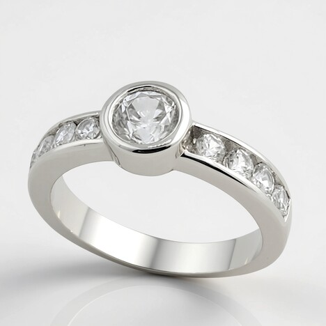 Anello in argento con Zircone
