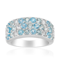 Anillo en plata con Topacio azul suizo