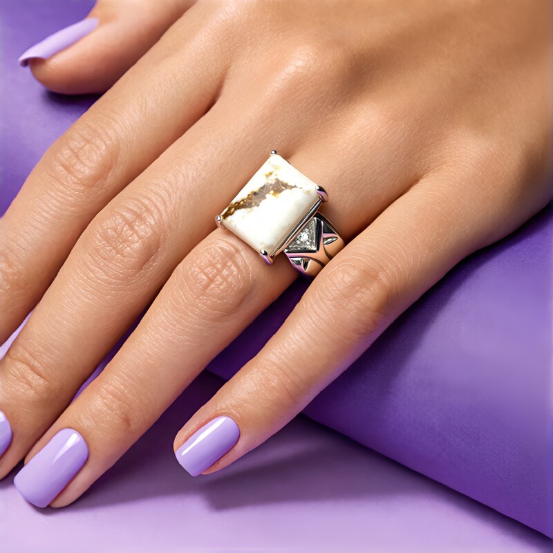 Anello in argento con Magnesite