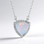 Collana in argento con Opale di Welo