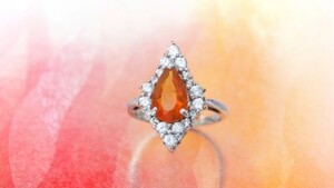 Wie wird ein besonderer, einfarbiger Opal genannt?