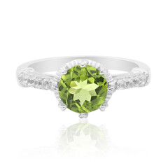 Anillo en plata con Peridoto