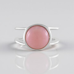 Anello in argento con Opale Rosa