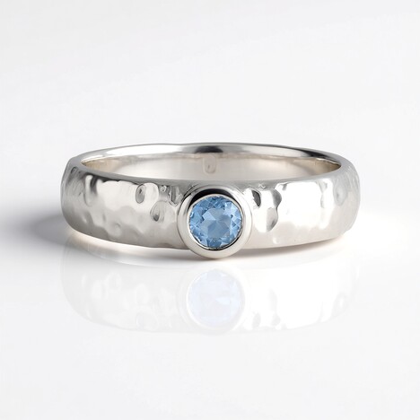 Anello in argento con Acquamarina Brasiliana