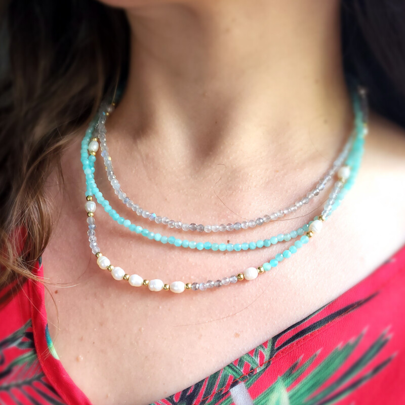 Edelstein-Silberhalskette (Riya)