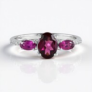 Anillo en plata con Rodolita Naktamunda