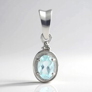 Ciondolo in argento con Ambligonite