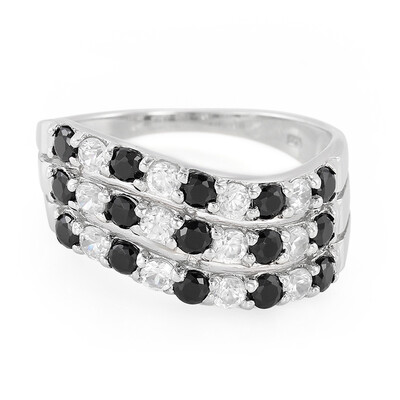 Bague en argent et Spinelle noir