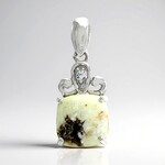 Ciondolo in argento con Magnesite