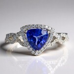 Anello in oro con Tanzanite AAA (CIRARI)