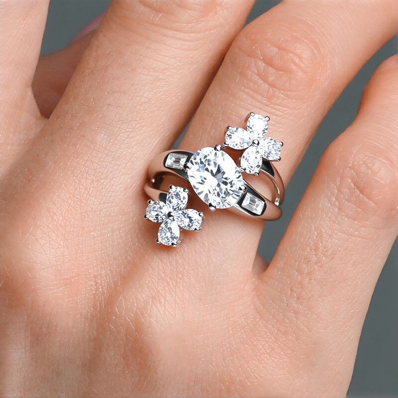 Zilveren ring met een zirkoon (de Melo Essence)