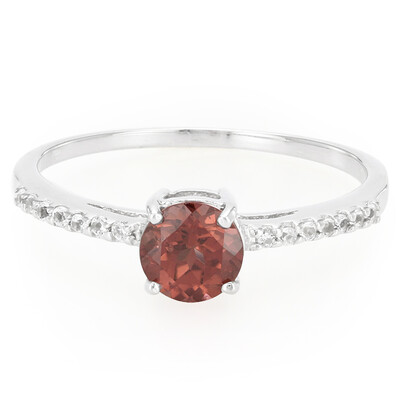 Anello in argento con Granato Malaya