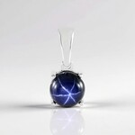 Ciondolo in argento con Zaffiro Stellato Blu