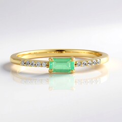 Anello in argento con Smeraldo Russo (Adela Silber)
