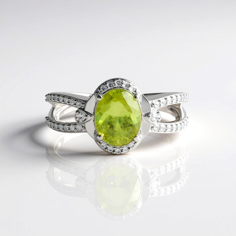 Anello in argento con Sfene