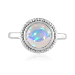 Zilveren ring met een Welo-opaal