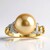 Anello in oro con Perla Dorata dei Mari del Sud Kabira (TPC)
