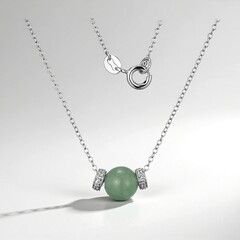 Collana in argento con Avventurina Verde
