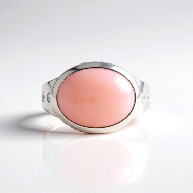 Anillo en plata con Ópalo rosa (de Melo)